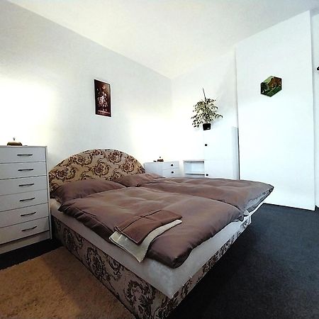 Apartment Beatris Свит Екстериор снимка