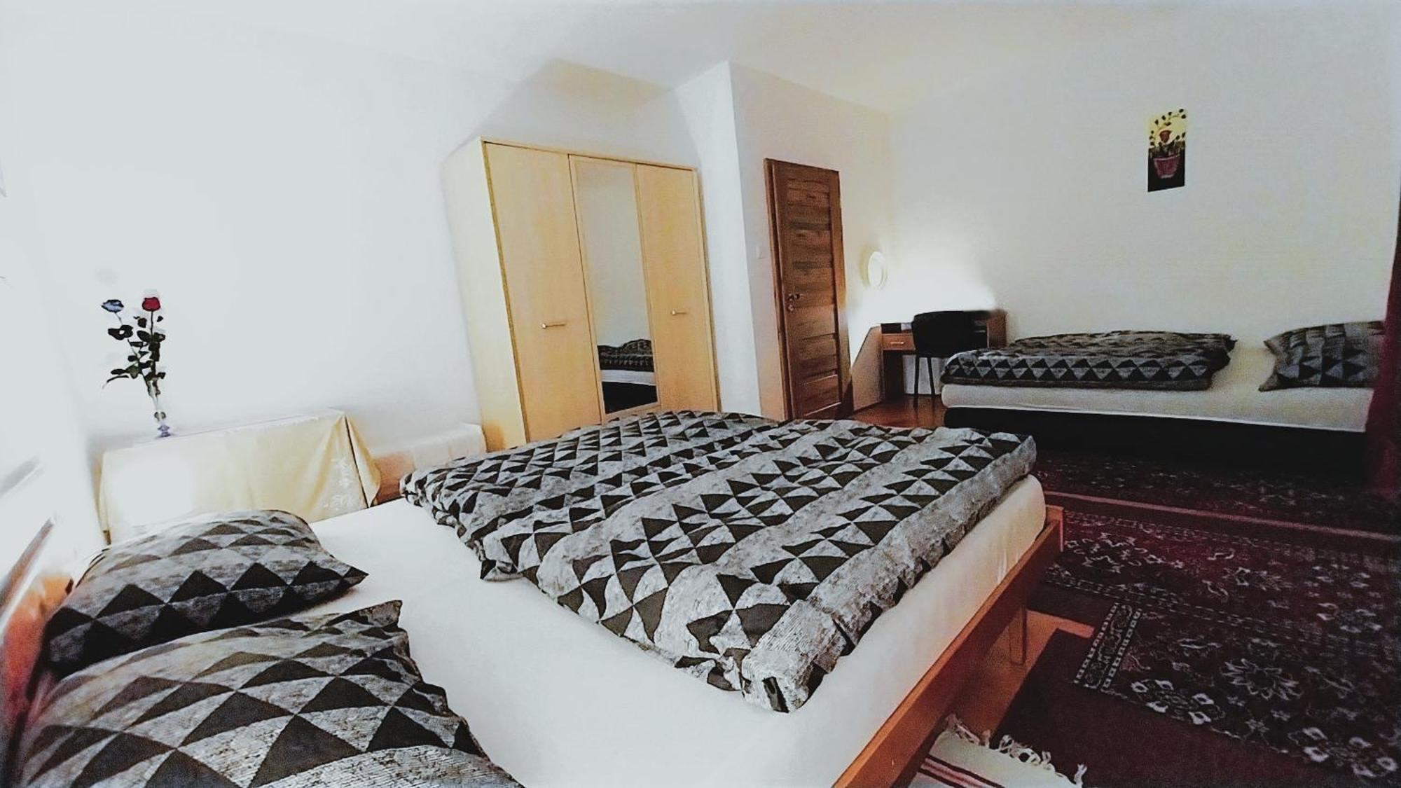 Apartment Beatris Свит Екстериор снимка